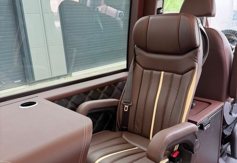 Mercedes-Benz Luxury Sprinter — interior view 3