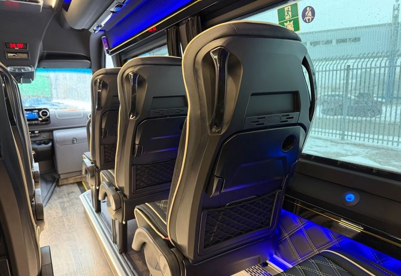 Mercedes-Benz Luxury Sprinter 19 — interior detail