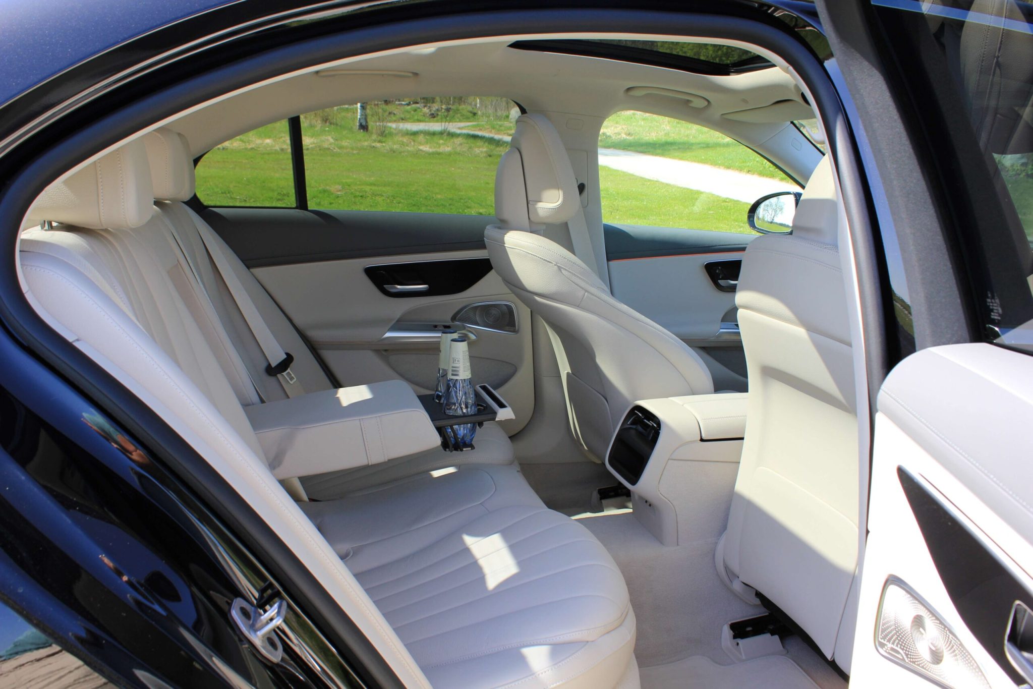 Mercedes-Benz E-Class Hybrid — view 4