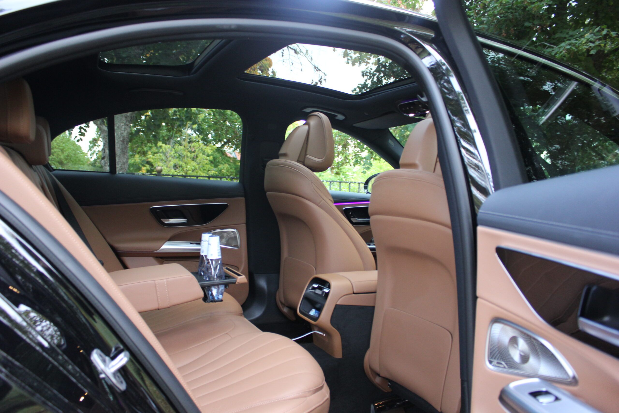 Mercedes-Benz E-Class Hybrid — view 2