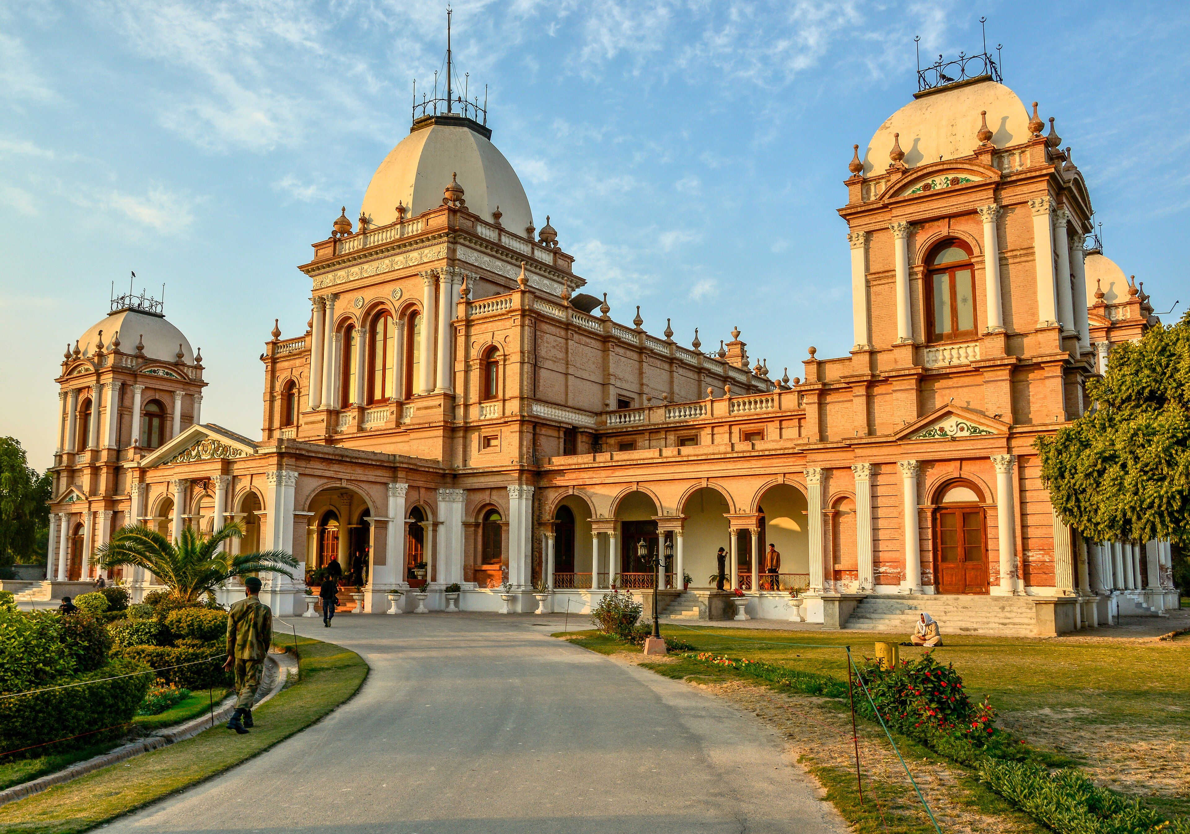 The entrance of Noor Mahal, Bahawalpur