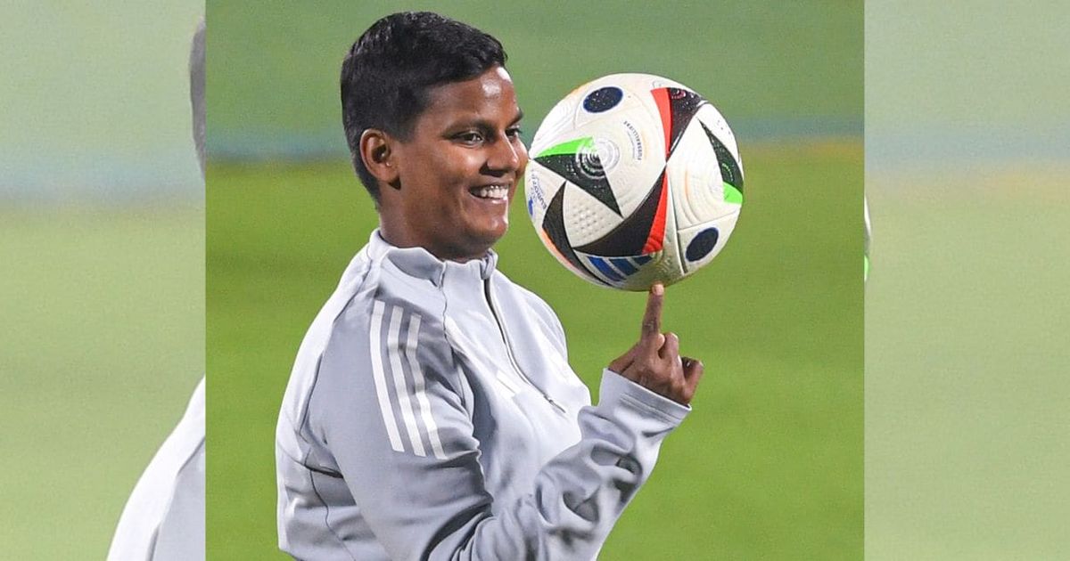 Record-breaking Deepti stars as India crush Pakistan by 64 runs in Women's T20 World Cup