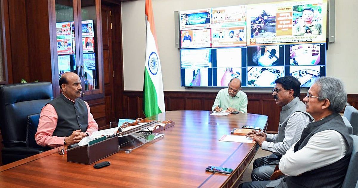 Uddhav Sena MPs meet LS Speaker, seek copy of demands submitted by rebels