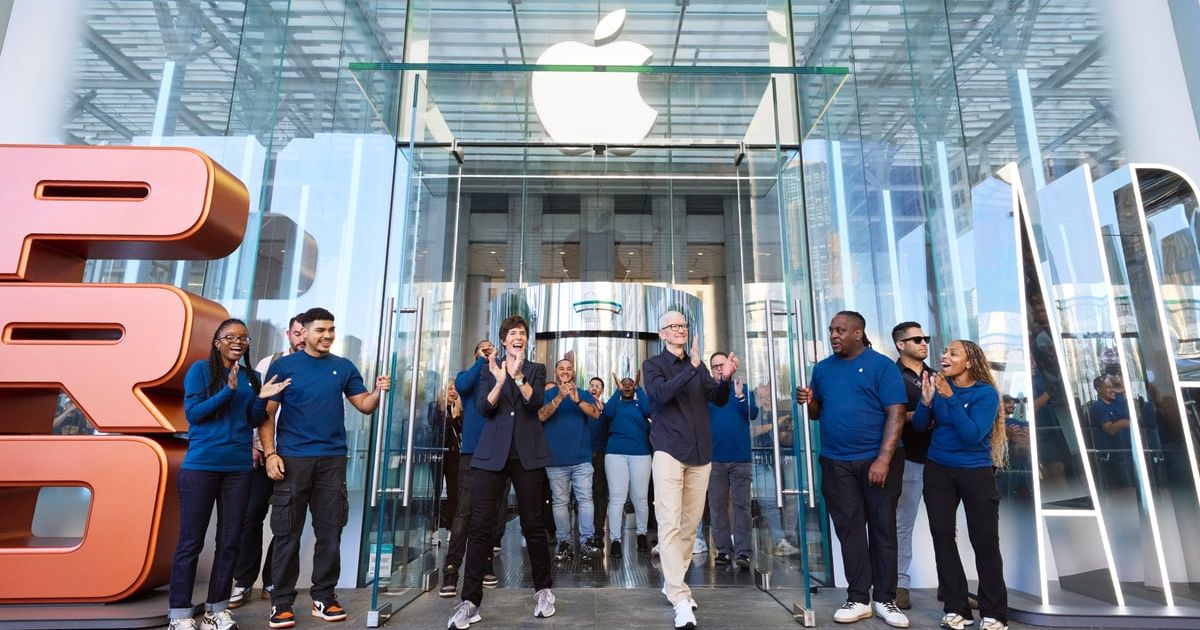 Apple Is Reportedly Planning 5 New iPhones -- Including a $2,500 Foldable. Here's What It Means for the Stock.