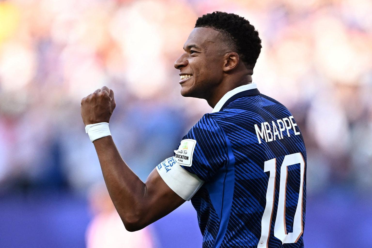 Mbappe draws level with Messi as France beat Paraguay to set up Morocco tie