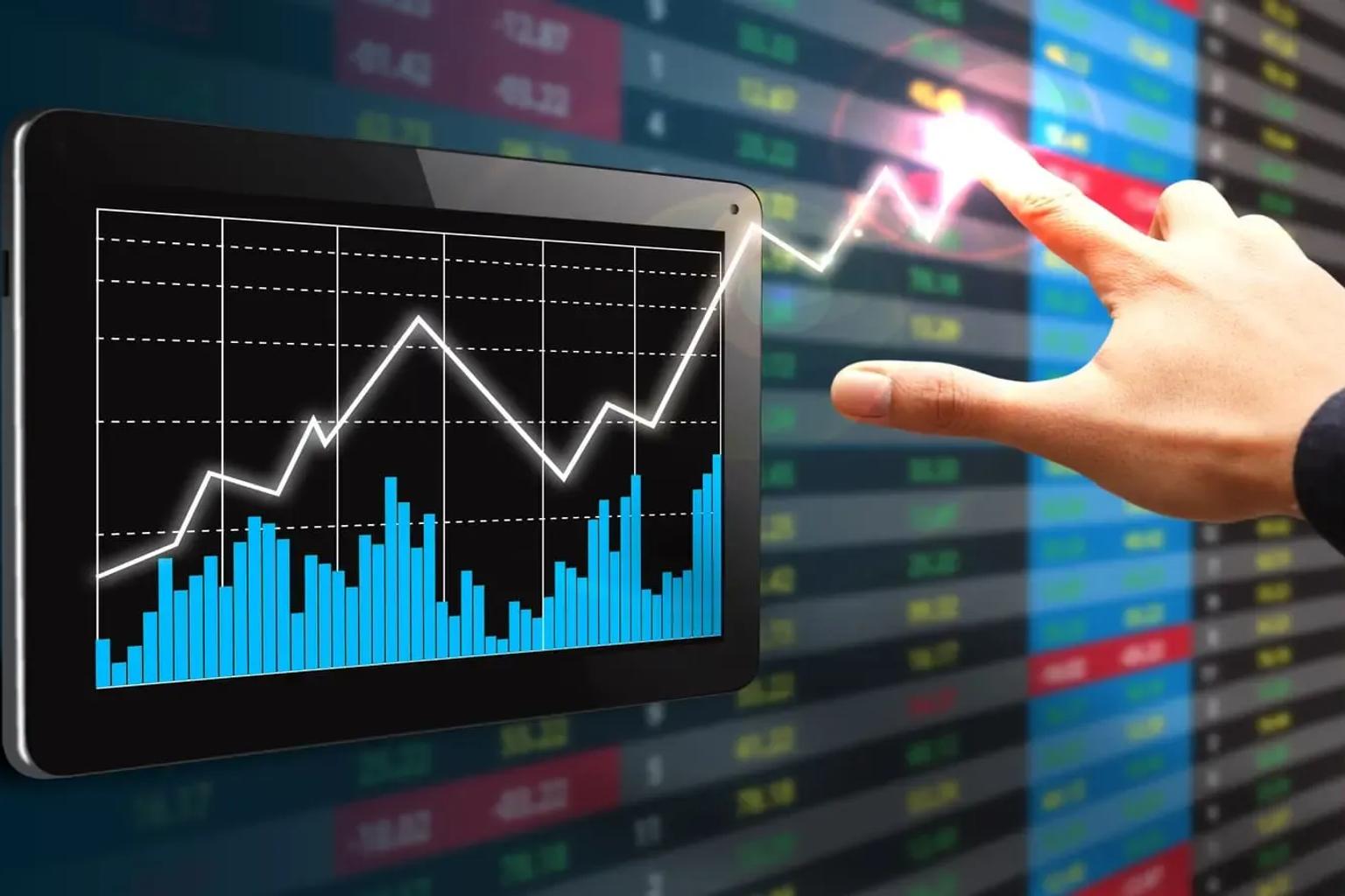 Indian stock market graph showing rebound