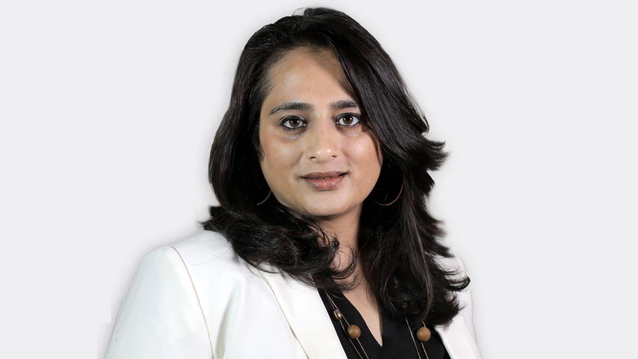 Madhavi Arora sees rupee at 93 by end-Q2FY27, flags RBI forward book as risk beyond that