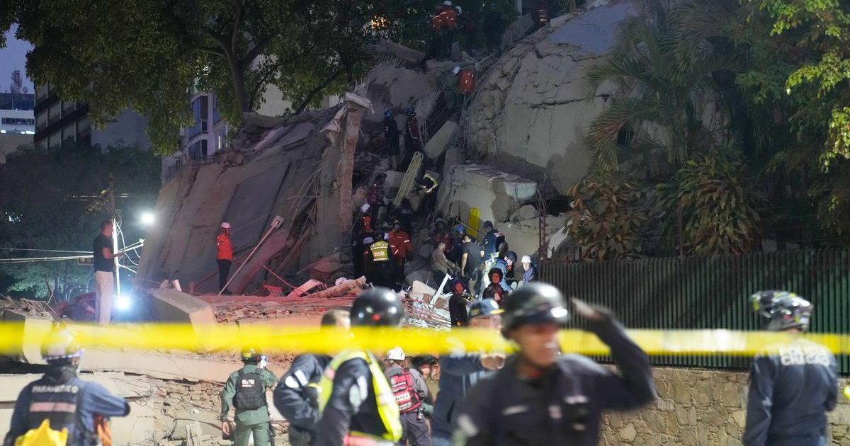 Back-to-back powerful earthquakes hit Venezuela, buildings collapse in capital Caracas