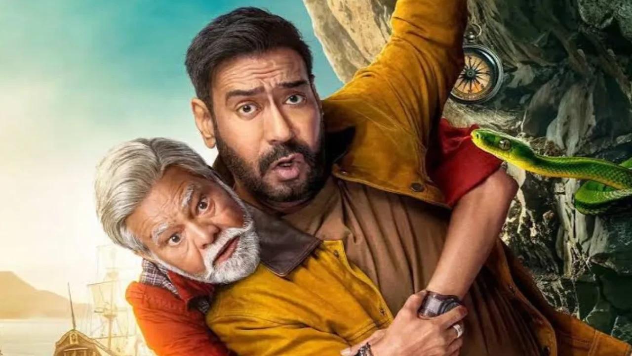 Ajay Devgn in a comedy scene from Dhamaal 4