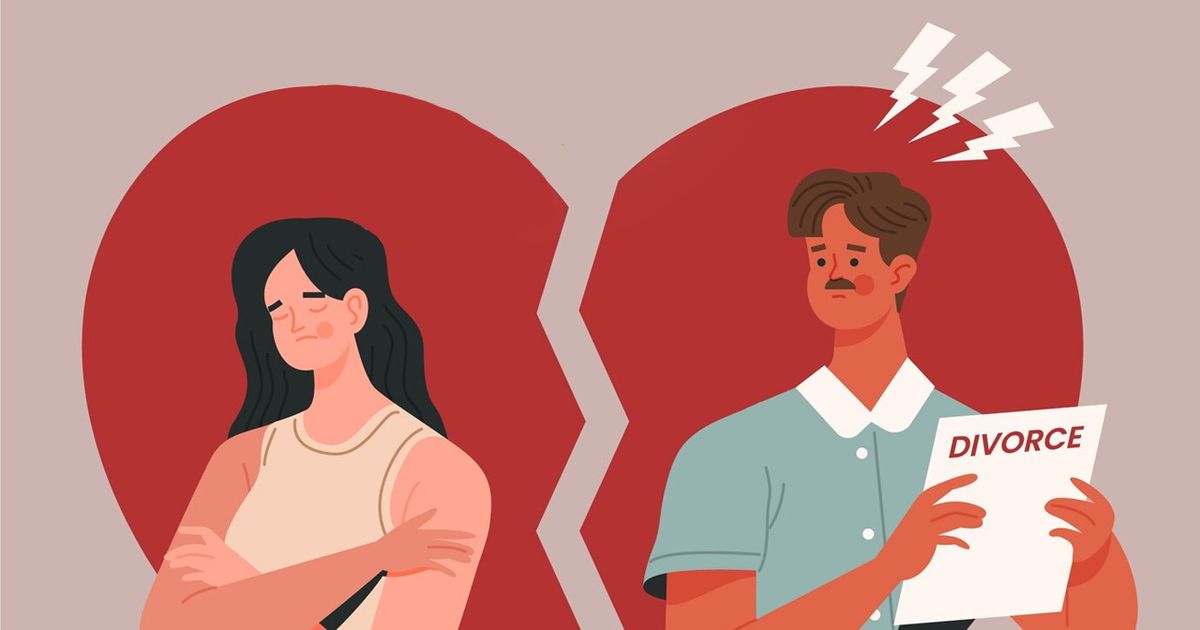 Delhi High Court Declines Contempt Action Against Husband, Lawyers For Filing Wife's Intimate Photos In Divorce Case; Calls It 'Grave Lapse'