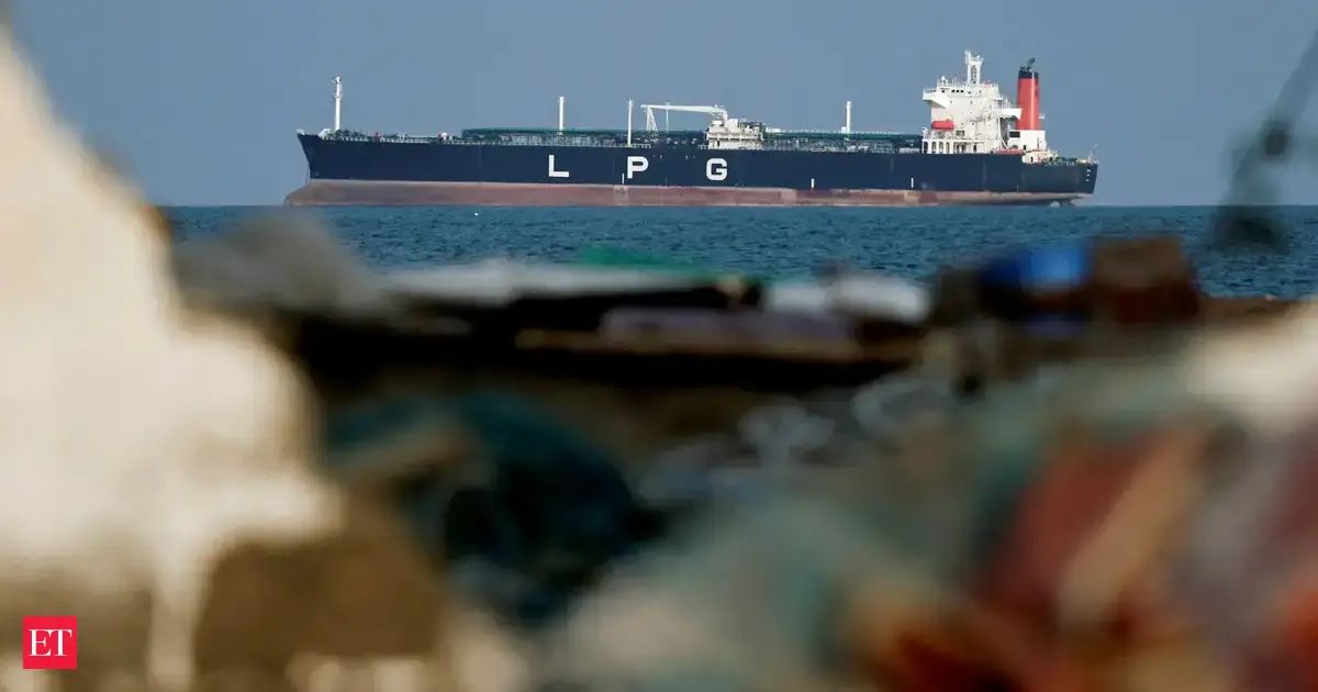Indian LNG tanker heads toward Strait of Hormuz as US-Iran deal lifts reopening hopes