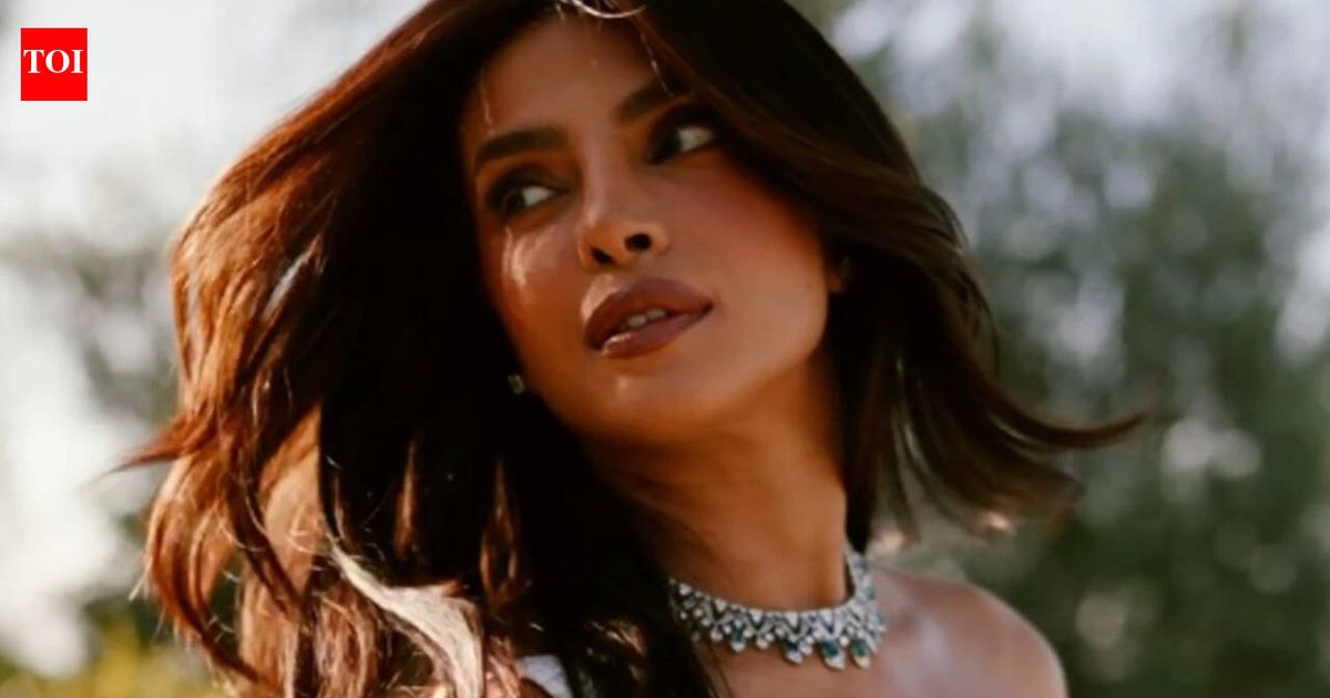 Priyanka Chopra compares her film careers; says she worked with all the best filmmakers in India but in Hollywood, 'haven't really done that as much'