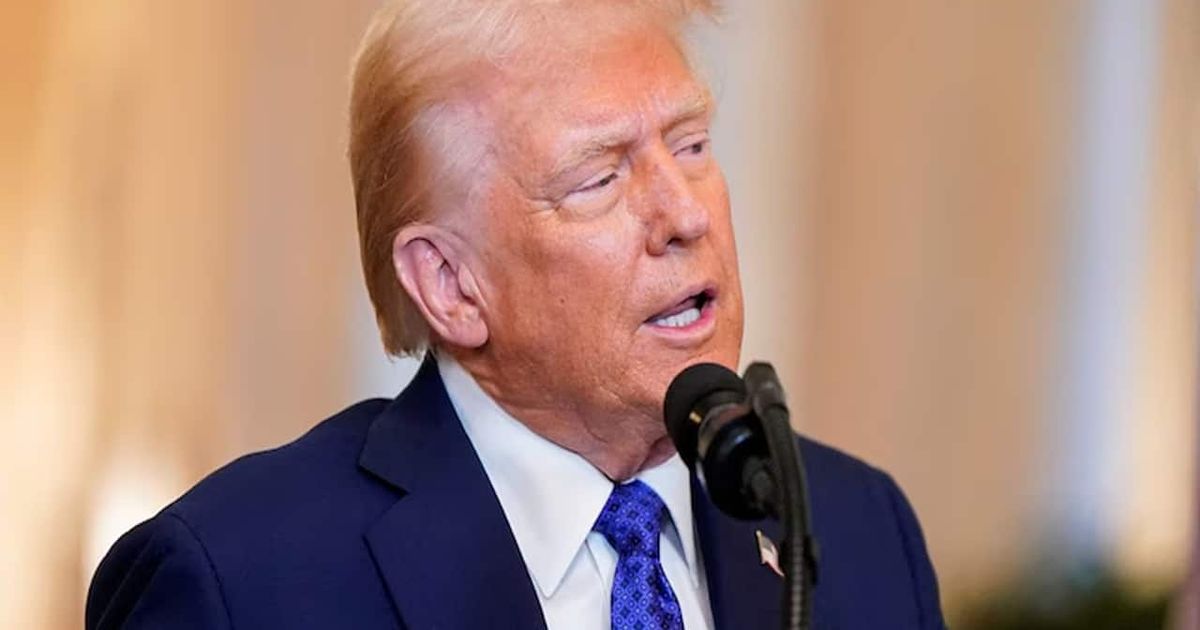 Trump says Iran deal could come this weekend, Hormuz to reopen after accord as Tehran links talks to Lebanon