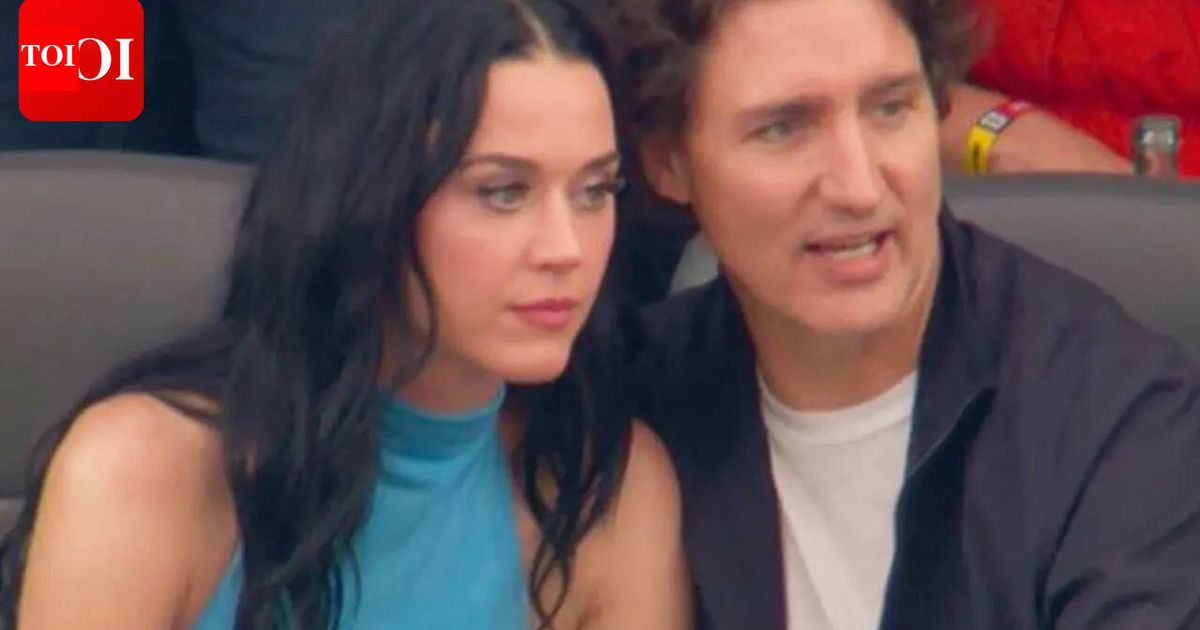 Katy Perry KISSES Justin Trudeau after headlining World Cup opening ceremony; couple hold hands during United States vs Paraguay match - WATCH