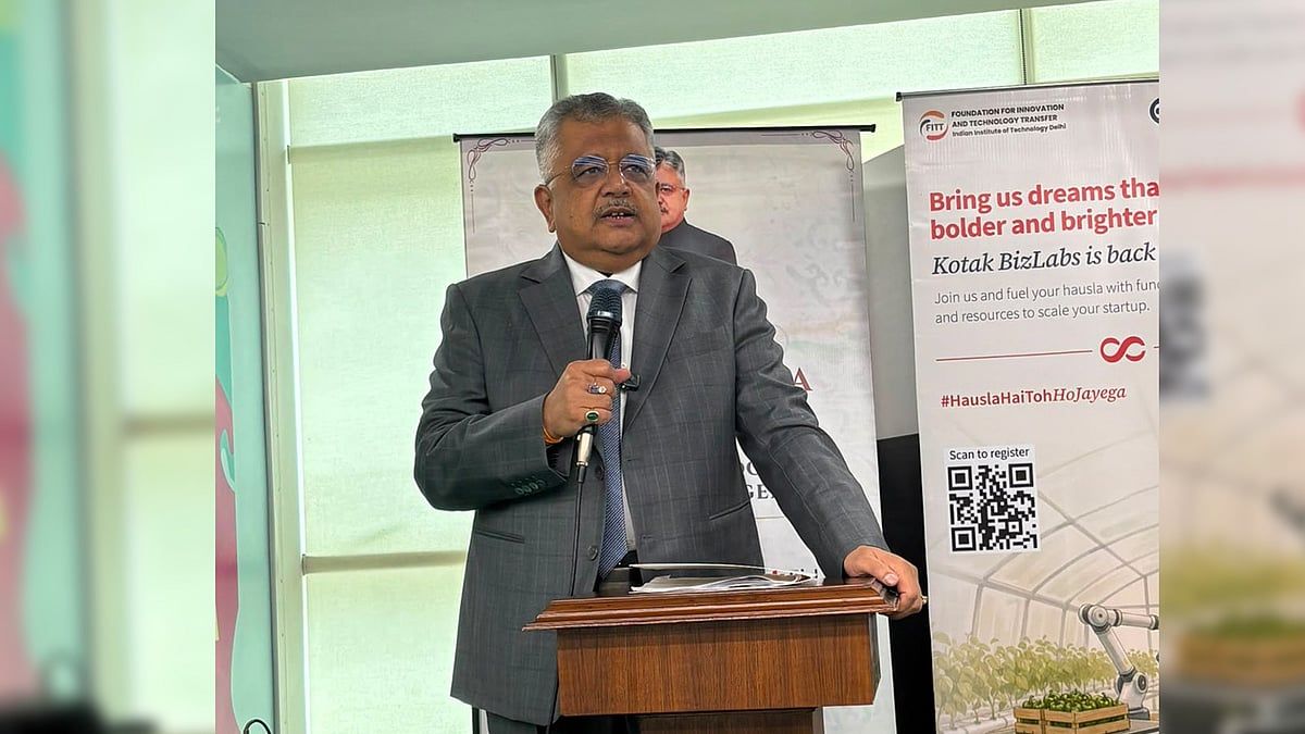 Solicitor General Tushar Mehta speaking in a courtroom