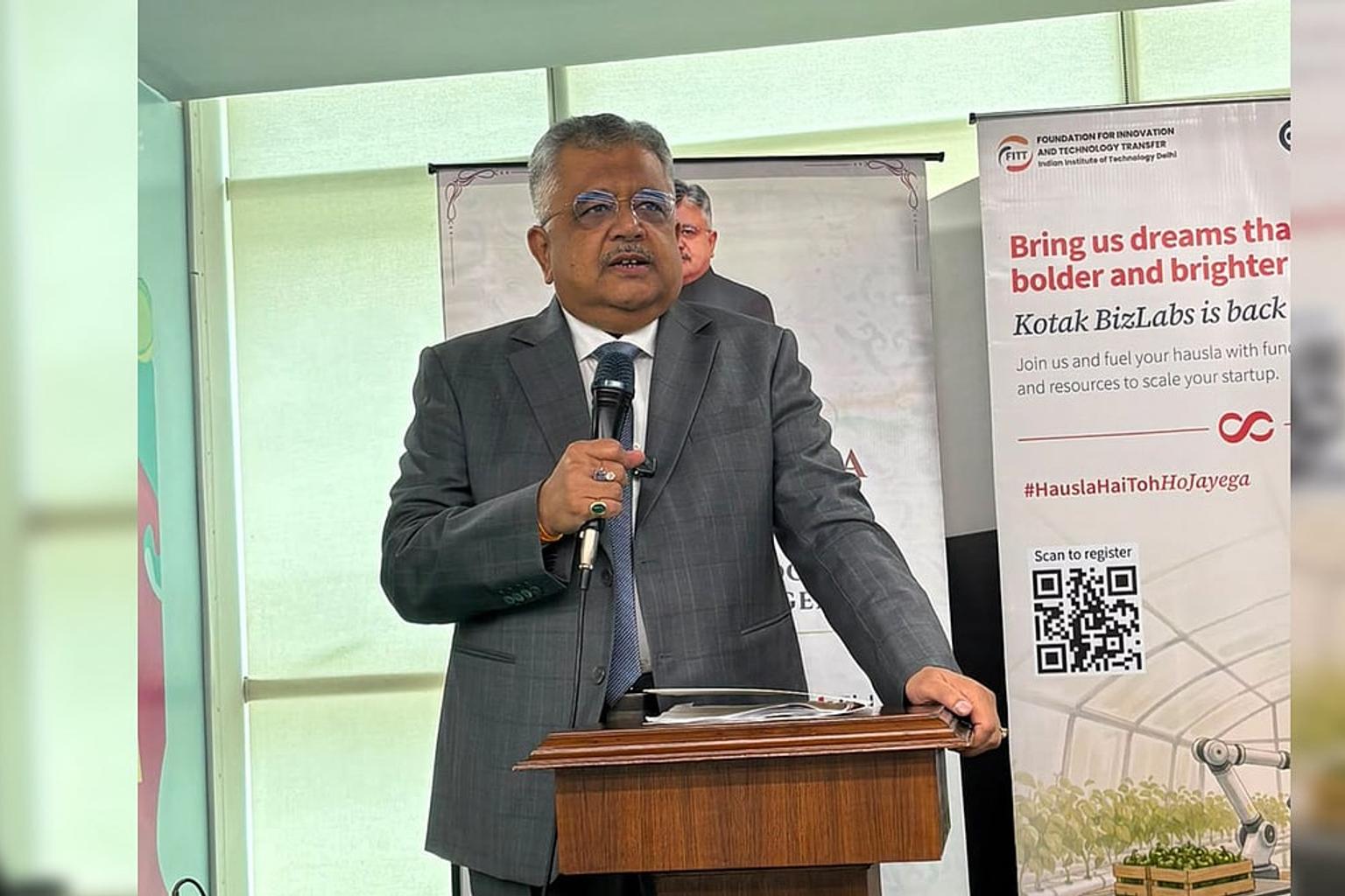 Solicitor General Tushar Mehta speaking in a courtroom