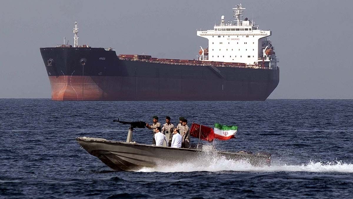 Iran wants Gulf countries on board to collect $40 billion in Hormuz transit fees