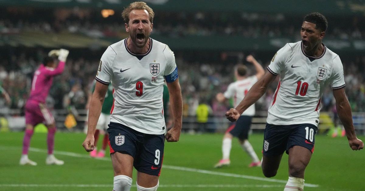 Mexico vs England, FIFA World Cup Round of 16 LIVE updates: England leads 3-2 but down to 10 men in stormy contest