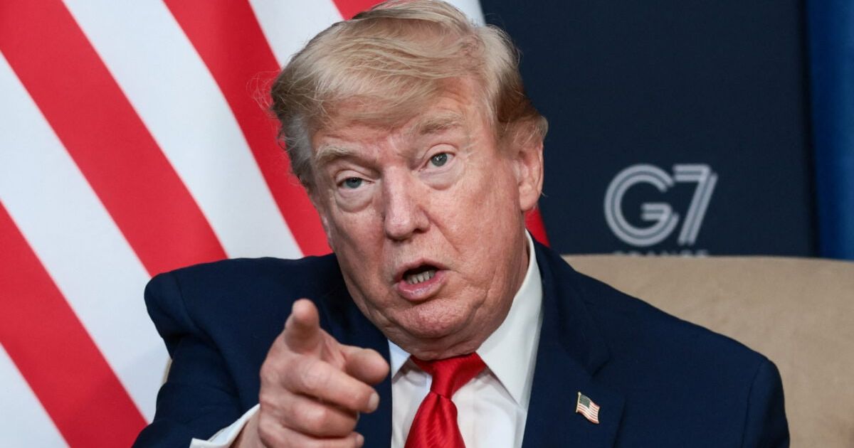 'These Are Bulls**t Numbers': Inside Trump's Clash With Howard Lutnick Over India Tariffs