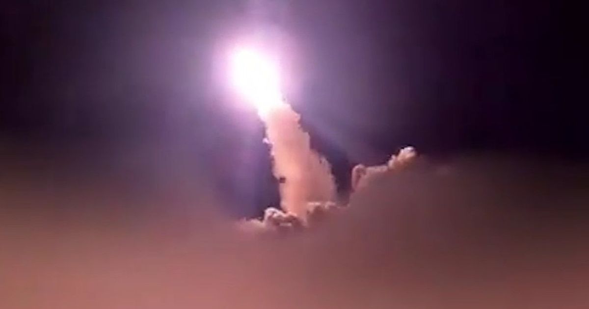 Iran attacks US bases in Kuwait and Bahrain, claims retaliation for US strikes