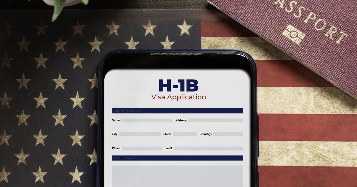 Bill in U.S. Congress seeks to end H-1B visa as route to green card