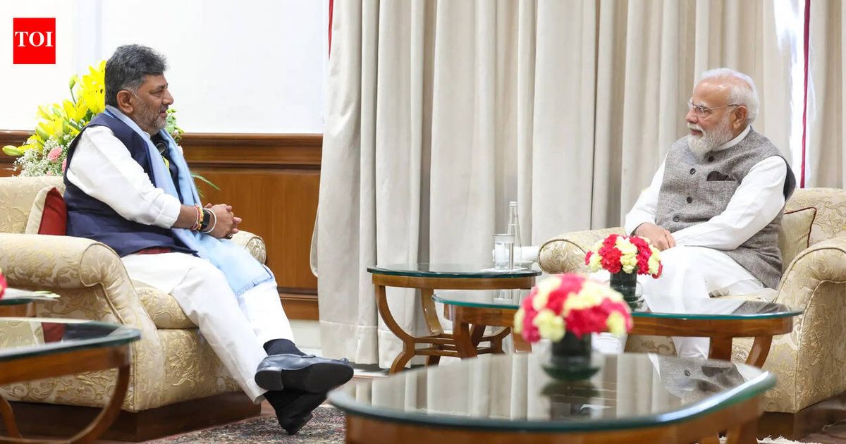 Historic 100% attendance at Niti meet, DKS breaks Karnataka boycott
