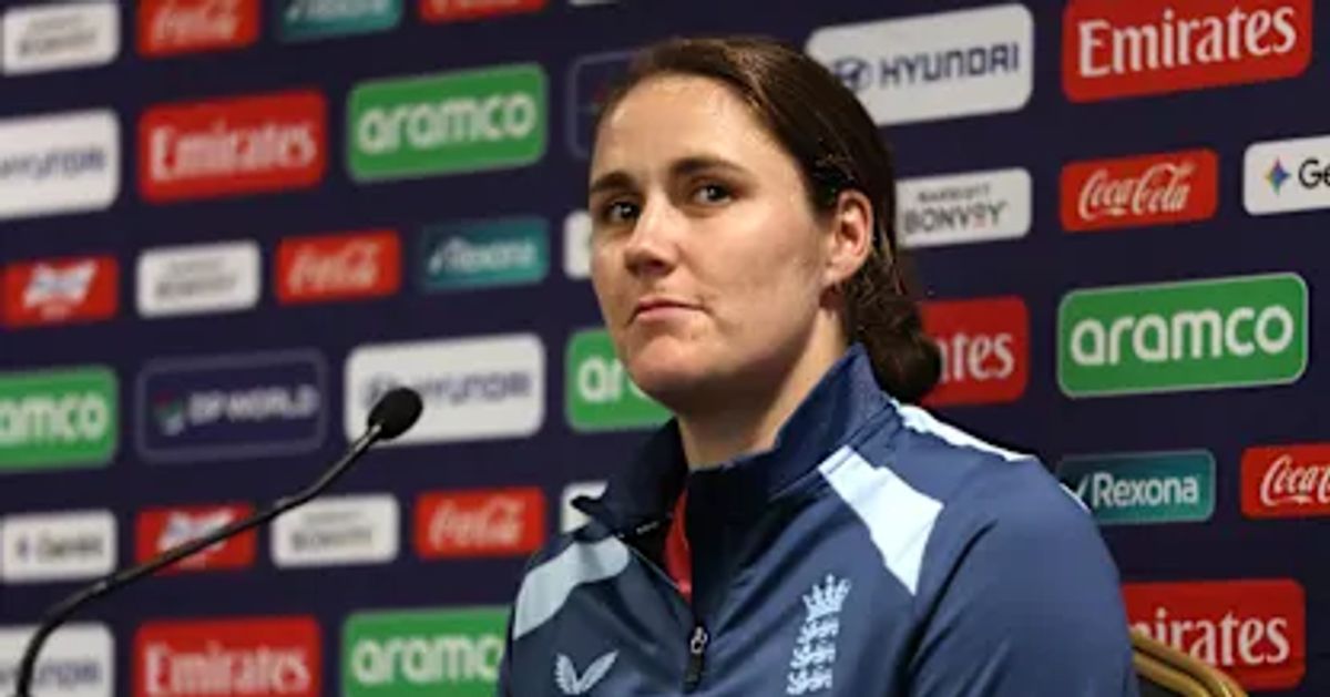 England coy on selection as Chamari puts pressure on hosts