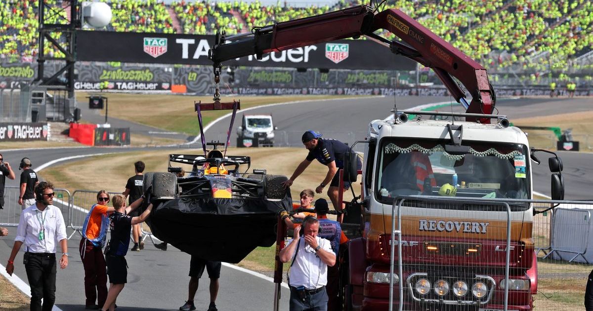 Verstappen calls out Red Bull over 'super dangerous' wing issues