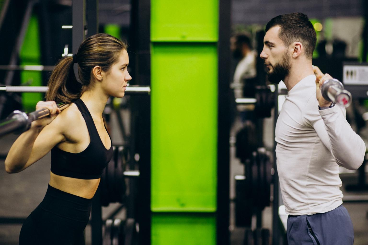 Man and woman on a weight loss journey together