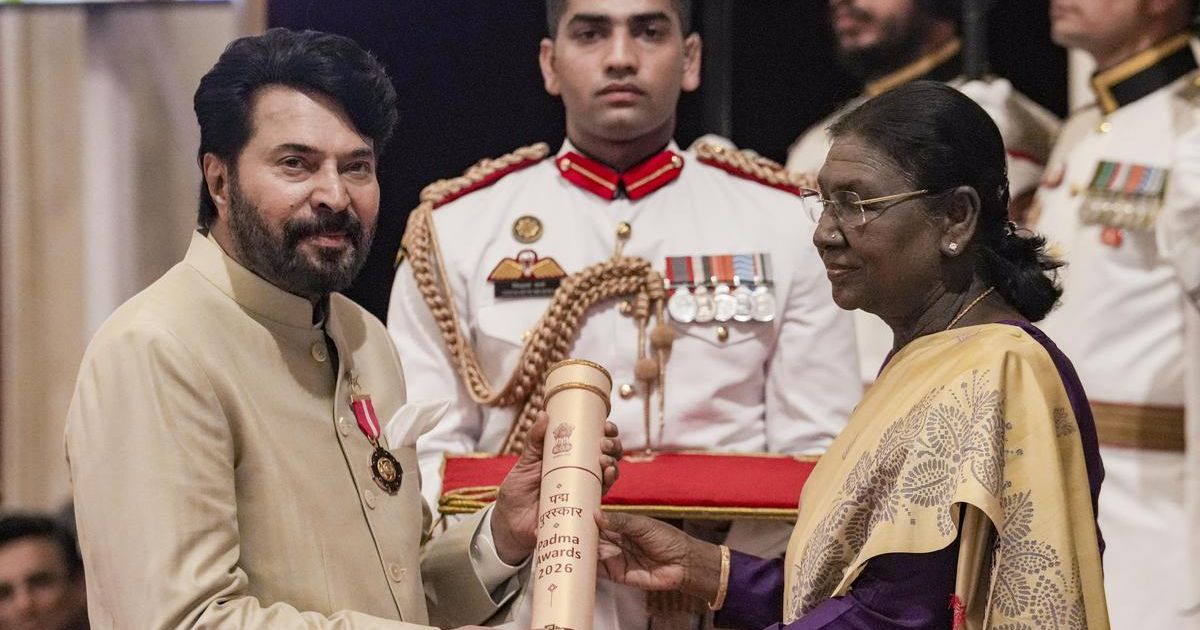 President confers Padma awards on Mammootty, Vijay Amritraj