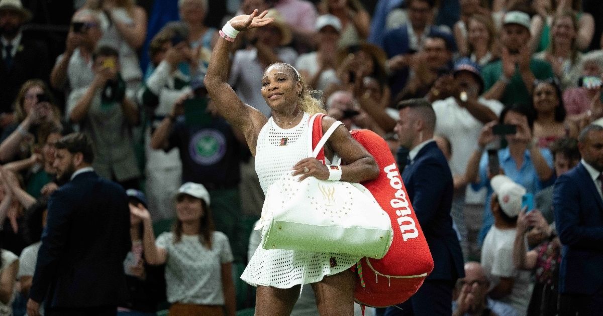 Serena Williams loses on Wimbledon return, but daughter sees a champion's grit