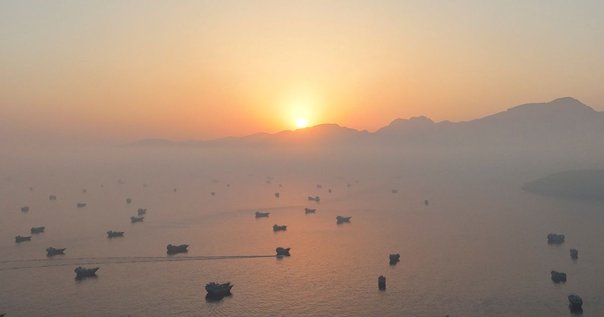 US says Iran signed deal to end war, ships moving through Strait of Hormuz
