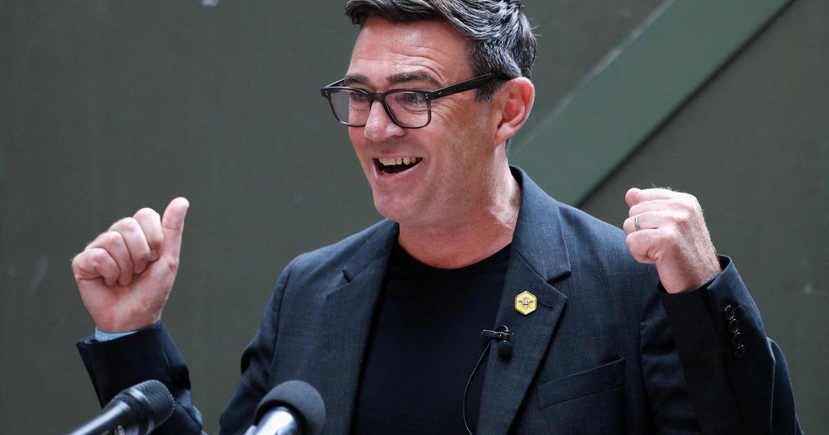 Burnham to create ‘No. 10 North’ as U.K. PM, oversee massive decentralisation
