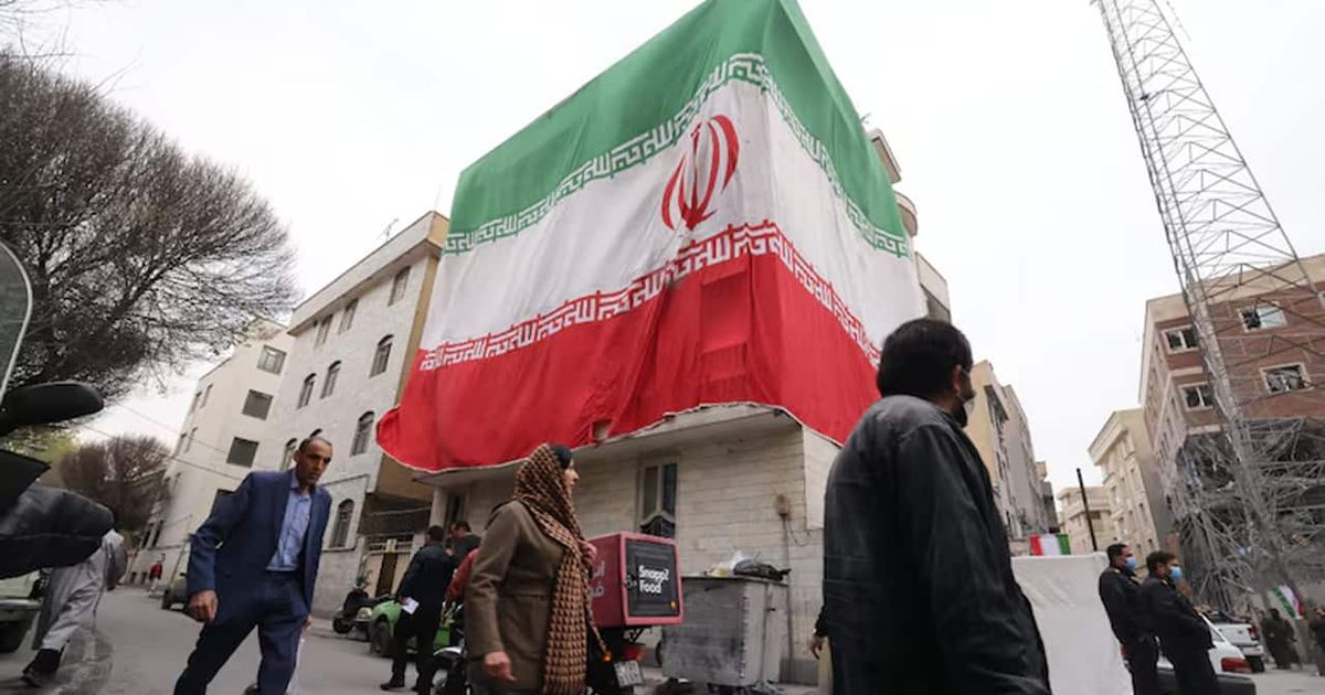 Iran-US talks stall over $24 billion frozen assets, Tehran urges Trump to break deadlock: Report