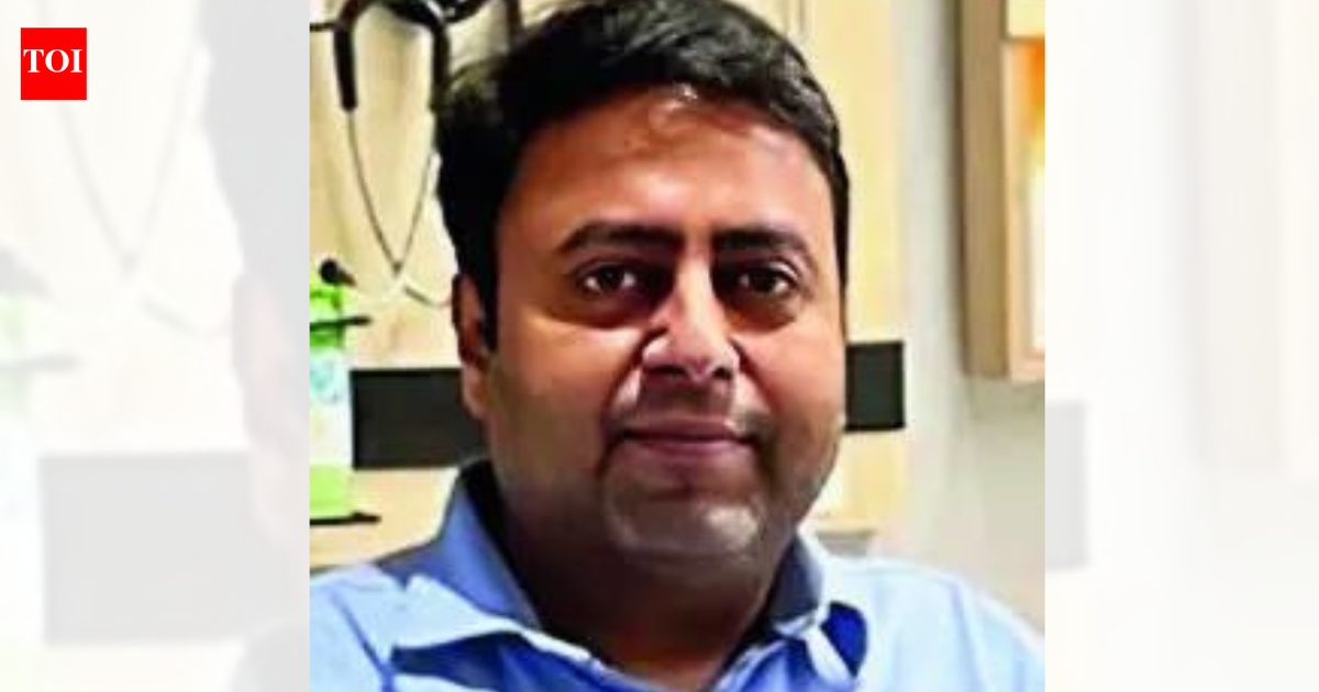 'Hang me', south Delhi doctor tells cops after killing help with kitchen knife
