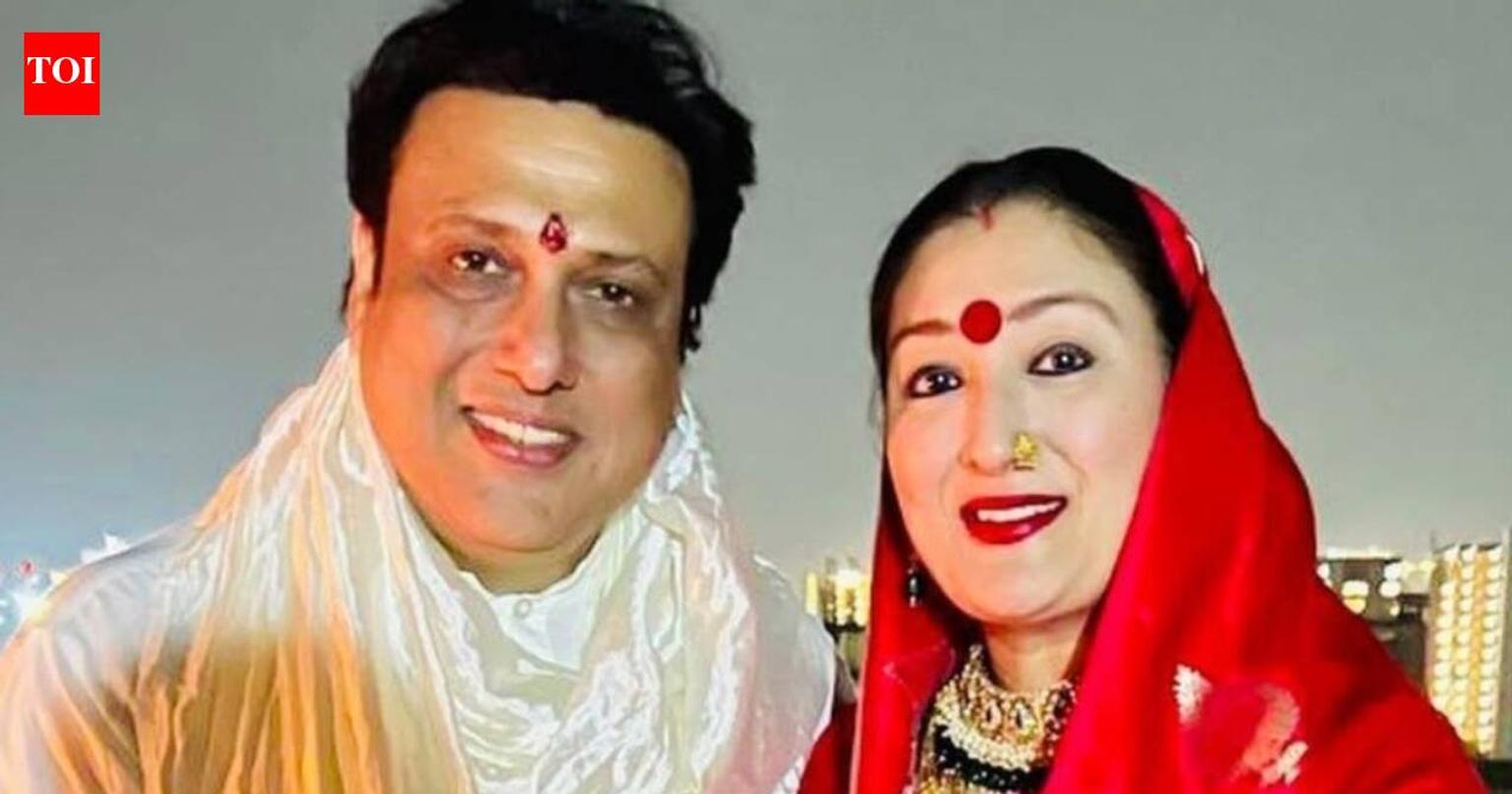 Sunita Ahuja and Govinda in a photo together