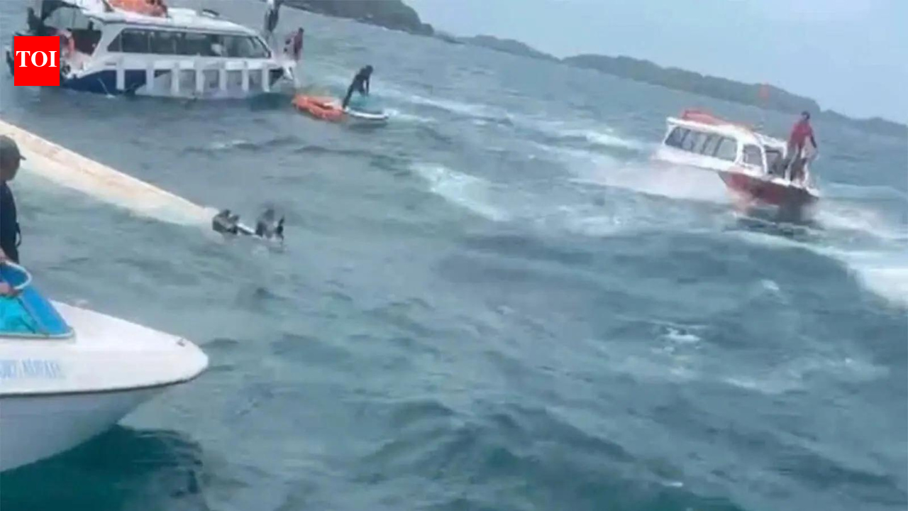 People in the water after a boat accident in Vietnam