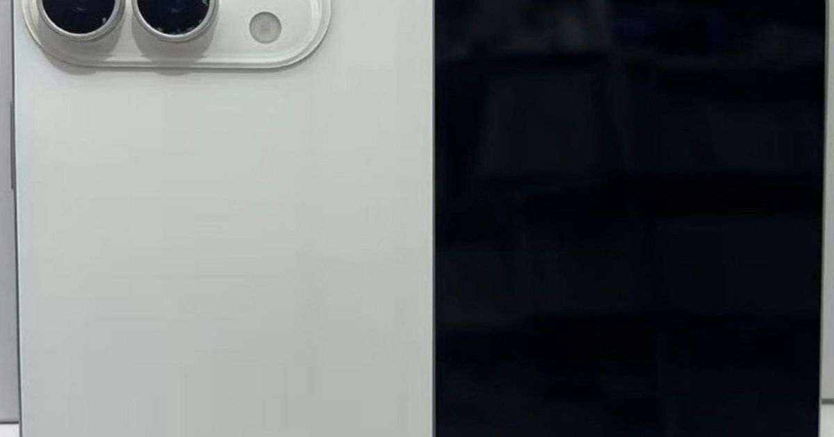iPhone Ultra dummy leak shows Apple’s foldable crease