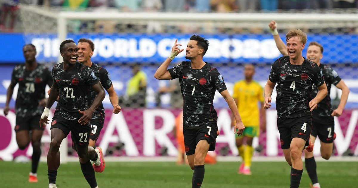 FIFA World Cup 2026 Round of 32 highlights | Canada score late winner against South Africa to advance to last 16