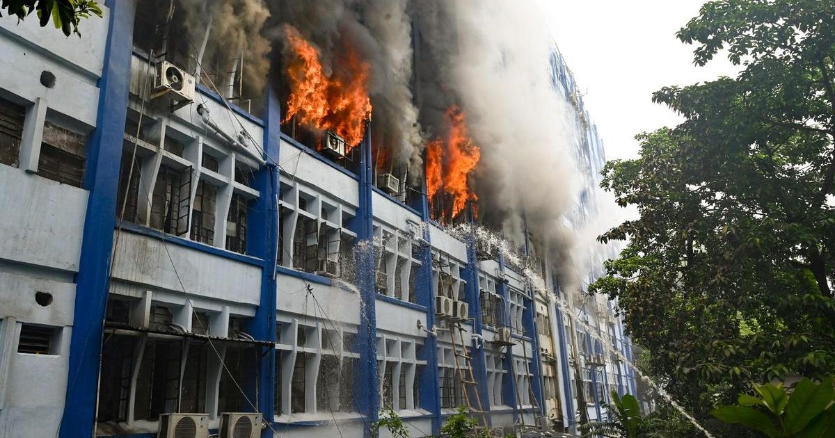 Around 4,000 EVMs gutted as Bengal govt. building catches fire; Minister flags possibility of foul play