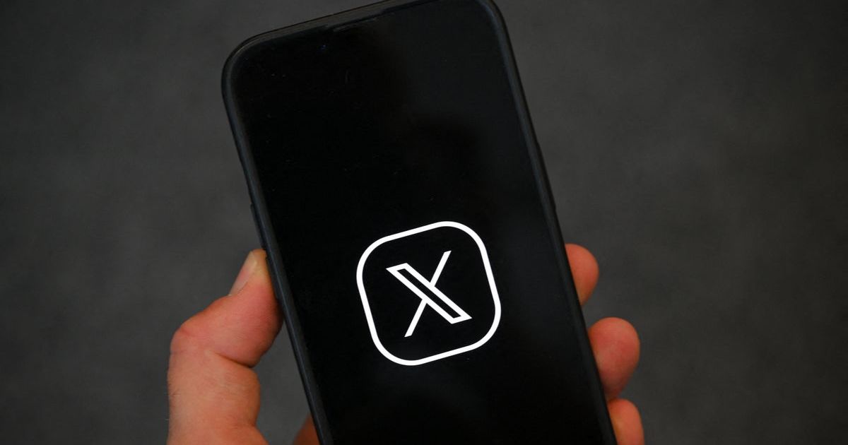 X goes down as thousands of users report outages
