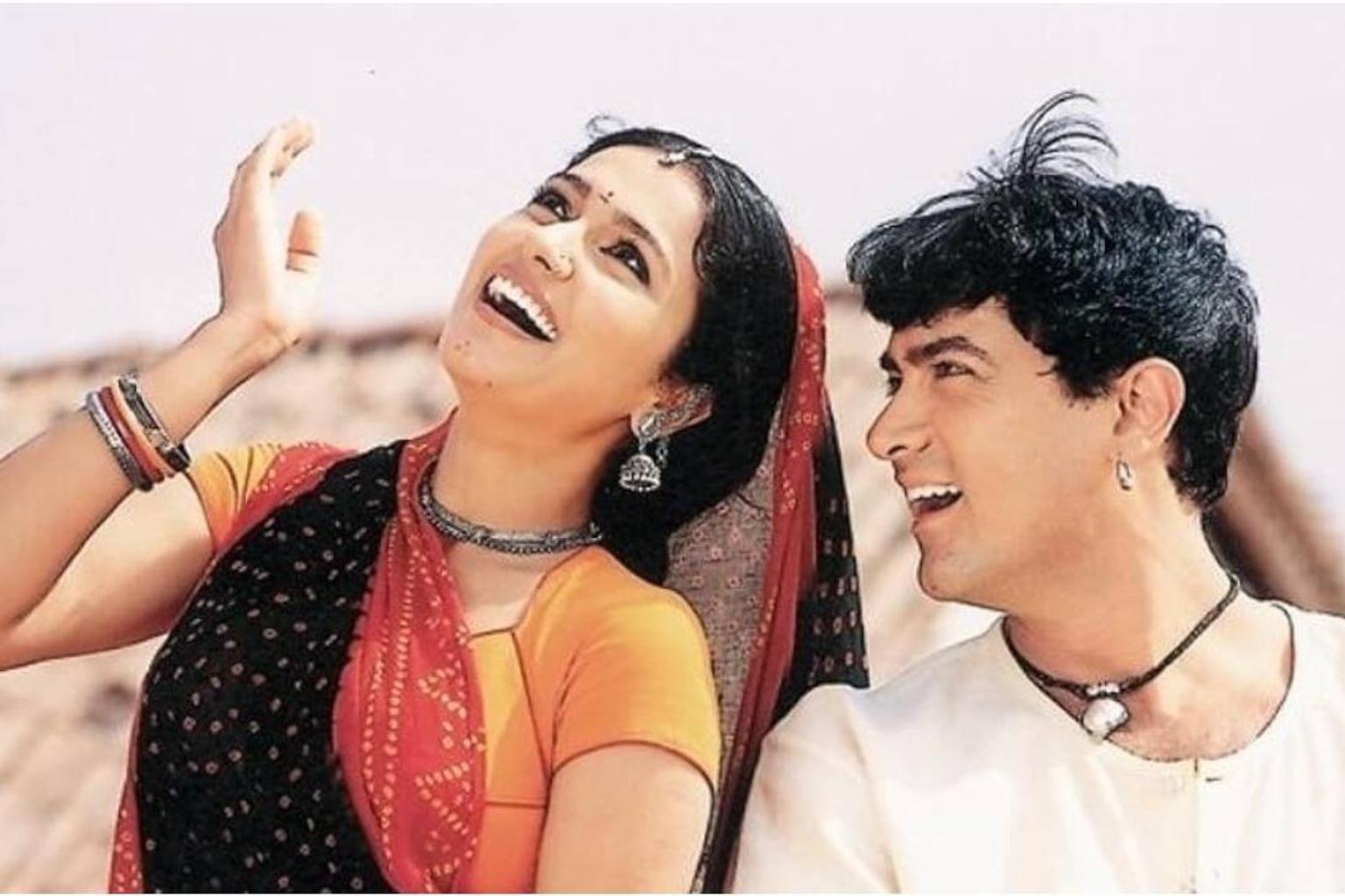 Aamir Khan and Gracy Singh recreate iconic Bhuvan and Gauri romance during emotional script reading session for 25th anniversary of 'Lagaan' - Watch