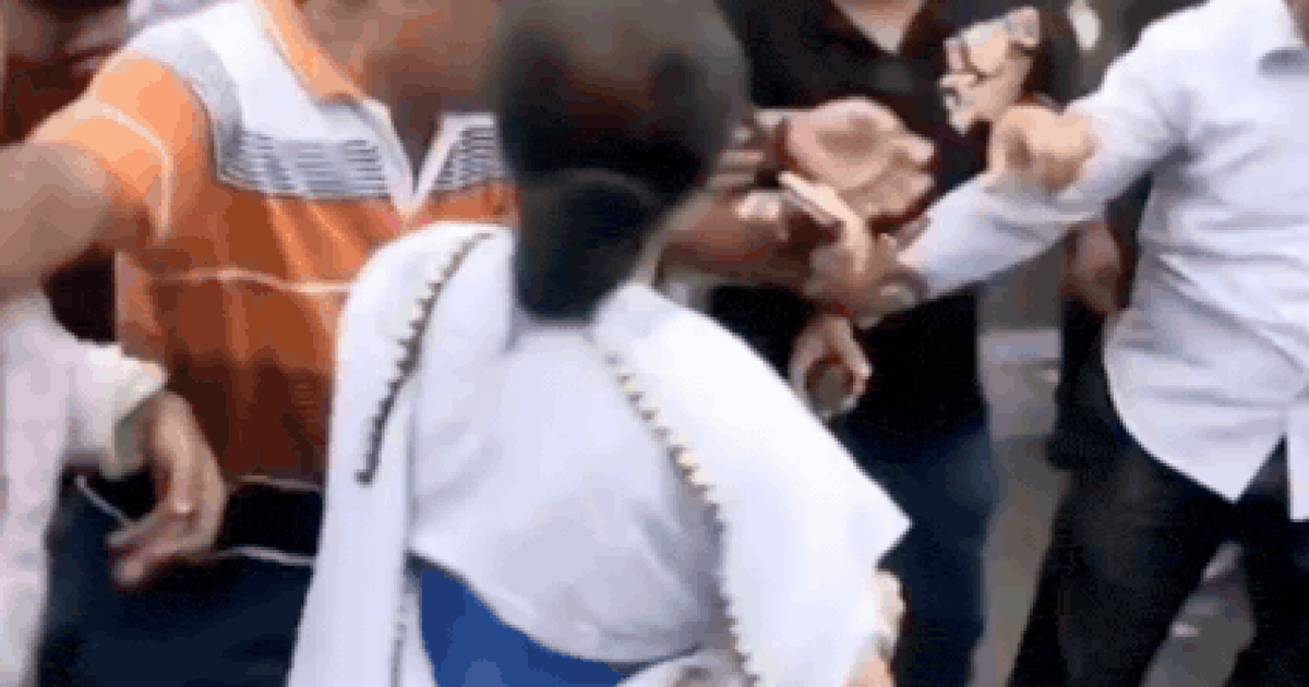 Mamata Banerjee slapping a TMC worker during protest