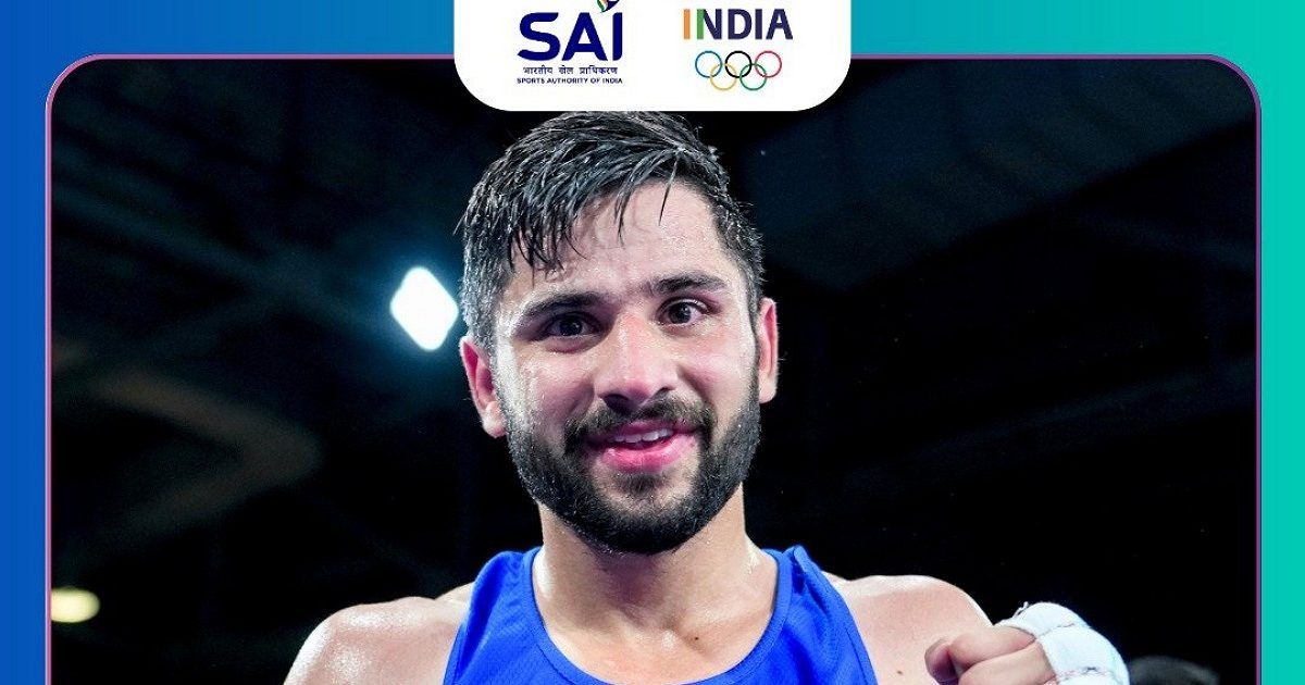 Indian boxers celebrating their victory at the Commonwealth Games