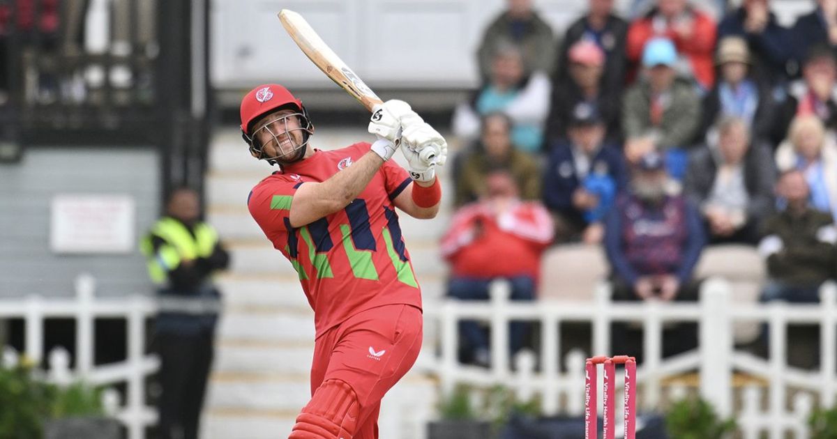 Glamorgan blast 41 off last 11 balls to upstage Livingstone fireworks