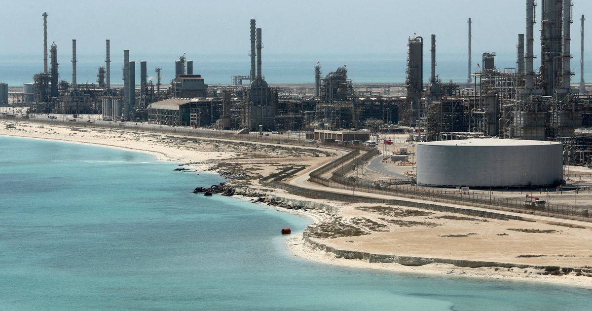 Saudi Aramco helicopter crash in Ras Tanura kills all 14 on board