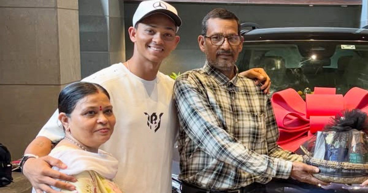 Yashasvi Jaiswal Gifts Luxury SUV to Father