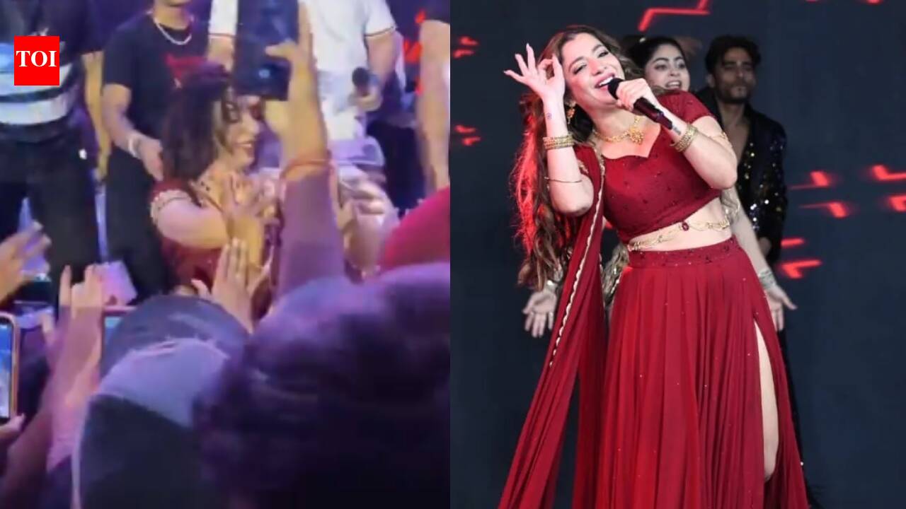 Jasmine Sandlas interacting with crowd at concert