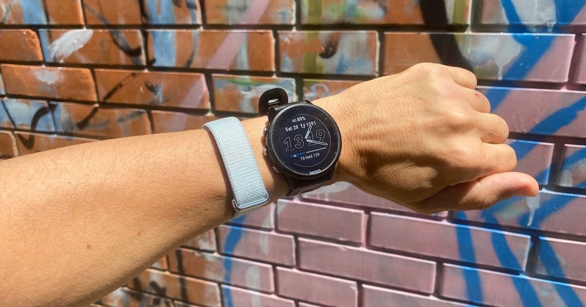 Fitbit Air makes more sense alongside Garmin than instead of it