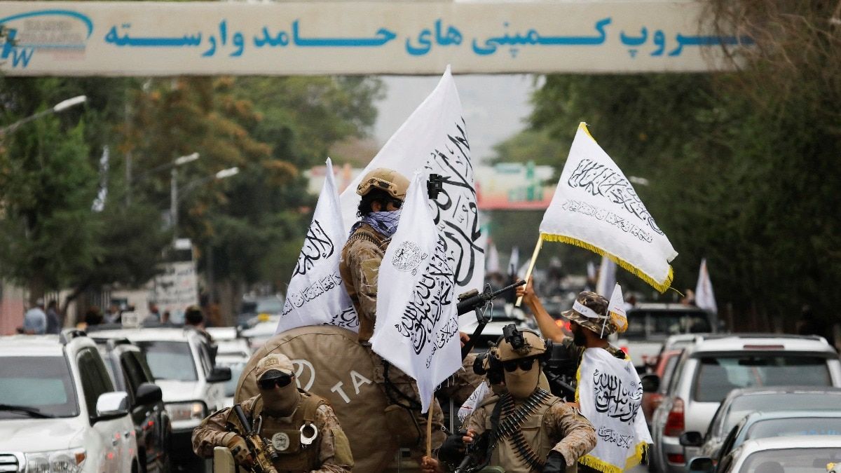 Afghanistan launches airstrikes on ISIS bases in Pakistan, Taliban claims